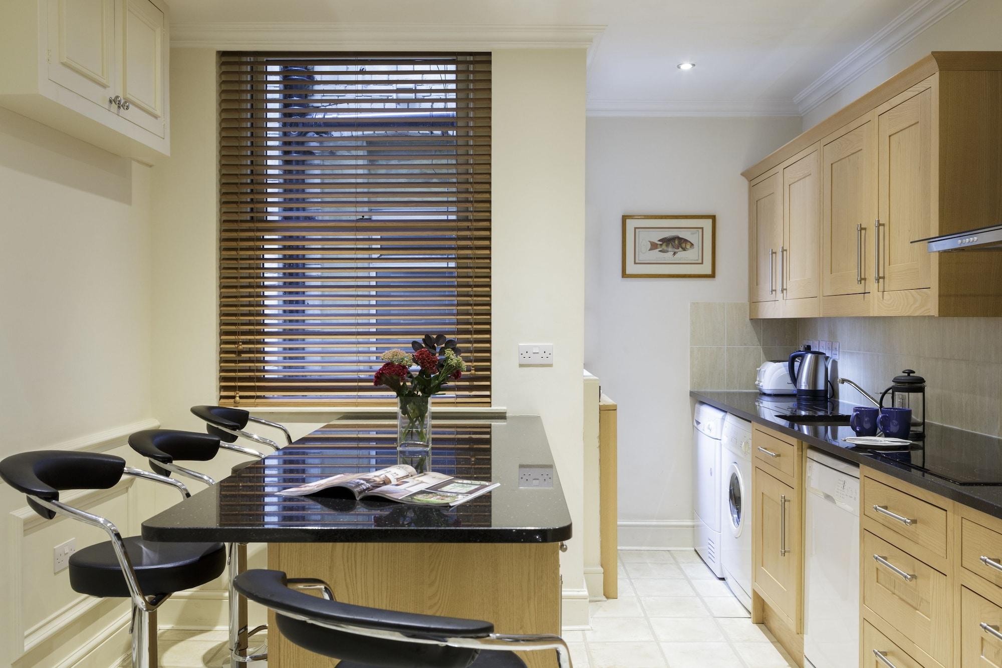 Apart-hotel No1 The Mansions By Mansley 4*